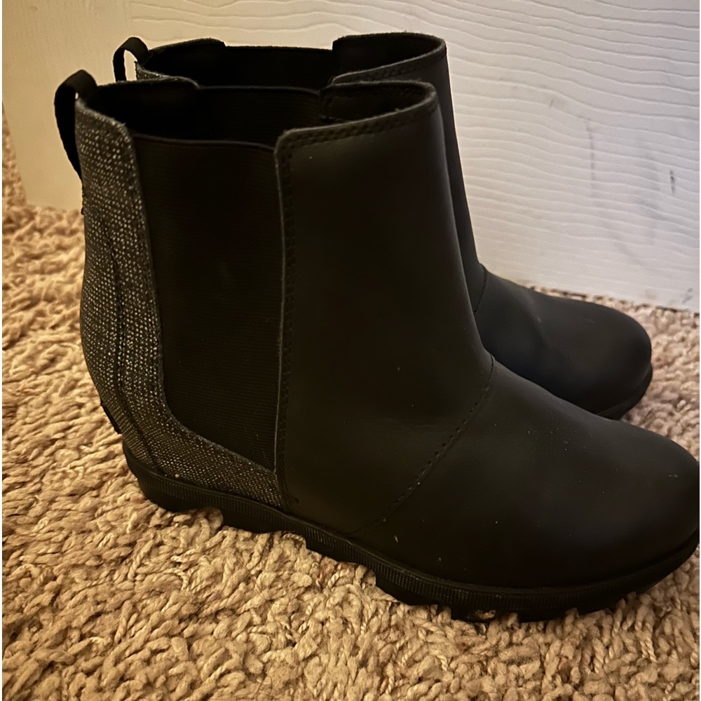 Sorel Joan of Arc Chelsea wedge bootie